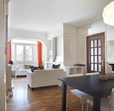 Glorys Apartment